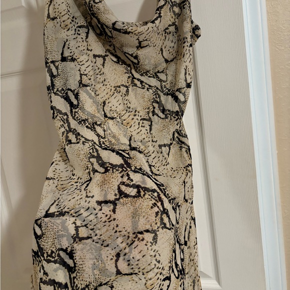 Brand new never worn Superdown Sheer snake print dress - Picture 4 of 5